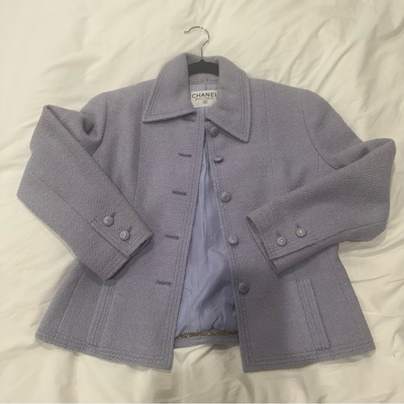CHANEL Periwinkle Tweed Jacket with Gold CC Buttons